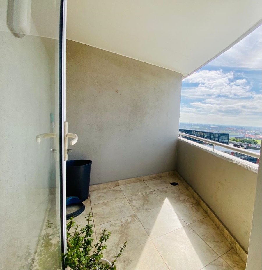 To Let 1 Bedroom Property for Rent in Salt River Western Cape